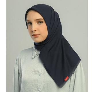 Kamalia Plain Scarf Hijab Segiempat Polos Bahan Paris Olive Ukuran 110 x 110 Muslim Square