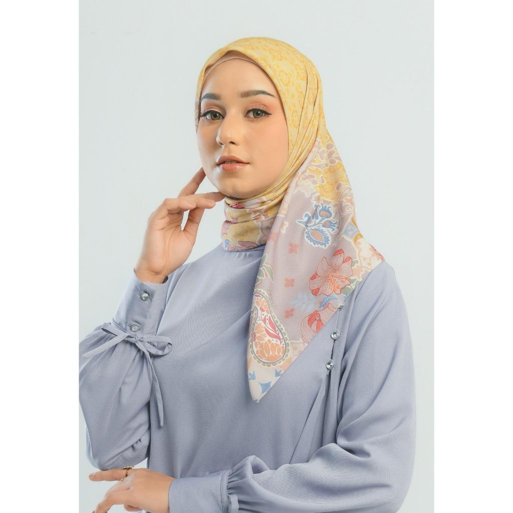 Zoya Naora Scarf Kerudung Hijab Segiempat Motif With Box Bahan Voal Ukuran 110x110