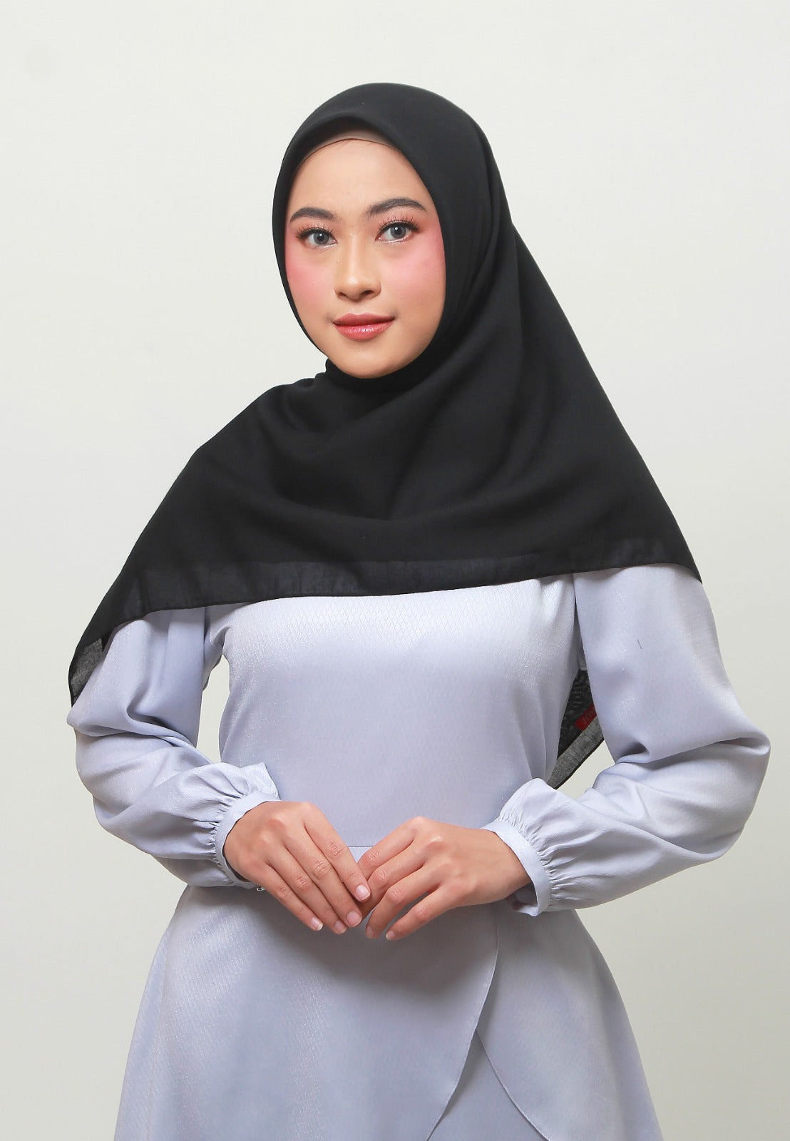 Zoya BENAZIR PLAIN Scarf - Kerudung Hijab Segiempat Polos With Pouch - Bahan Voal Saudi