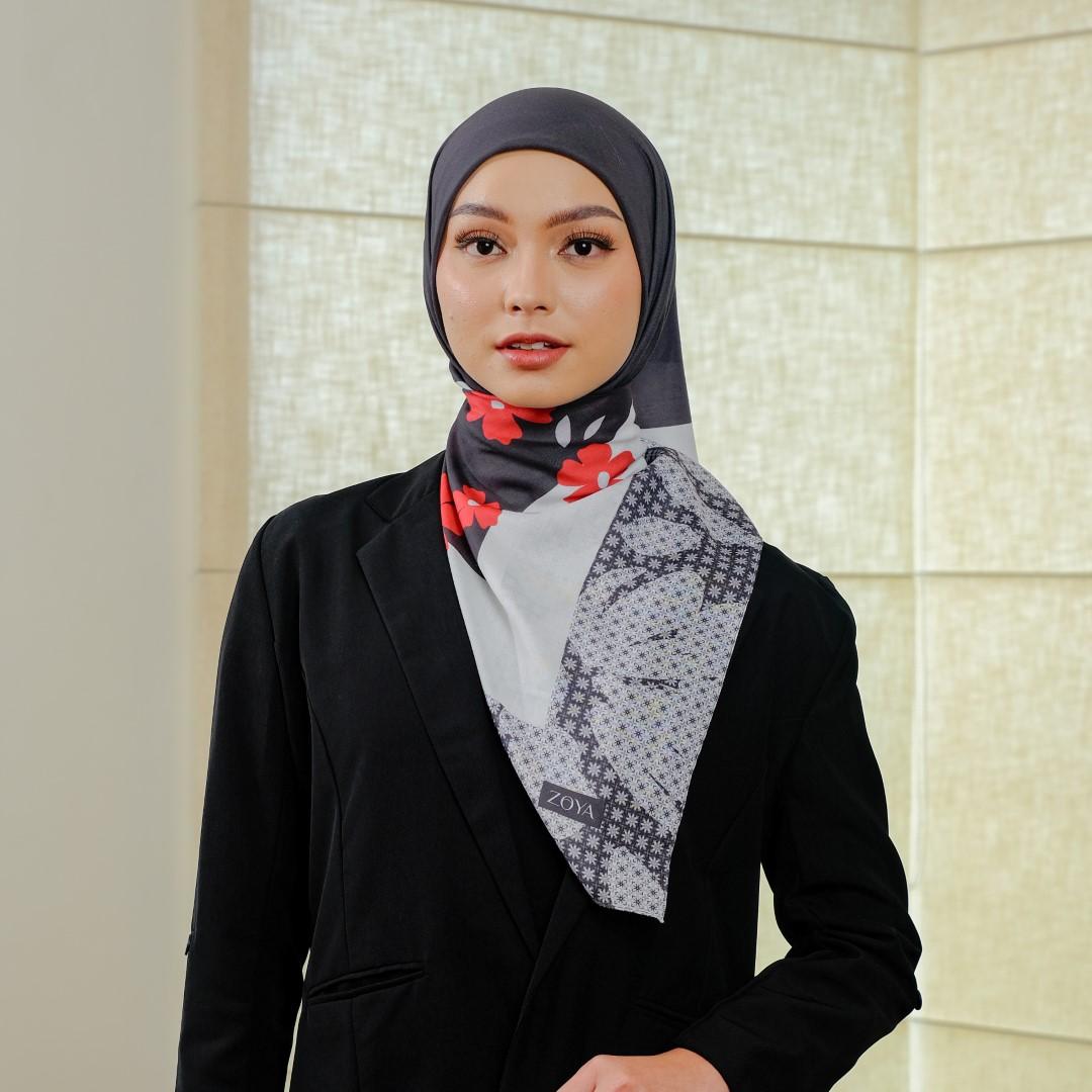 Zoya LUWI Scarf - Kerudung Hijab Segiempat Motif With BOX - Bahan Voal - Ukuran 115x115