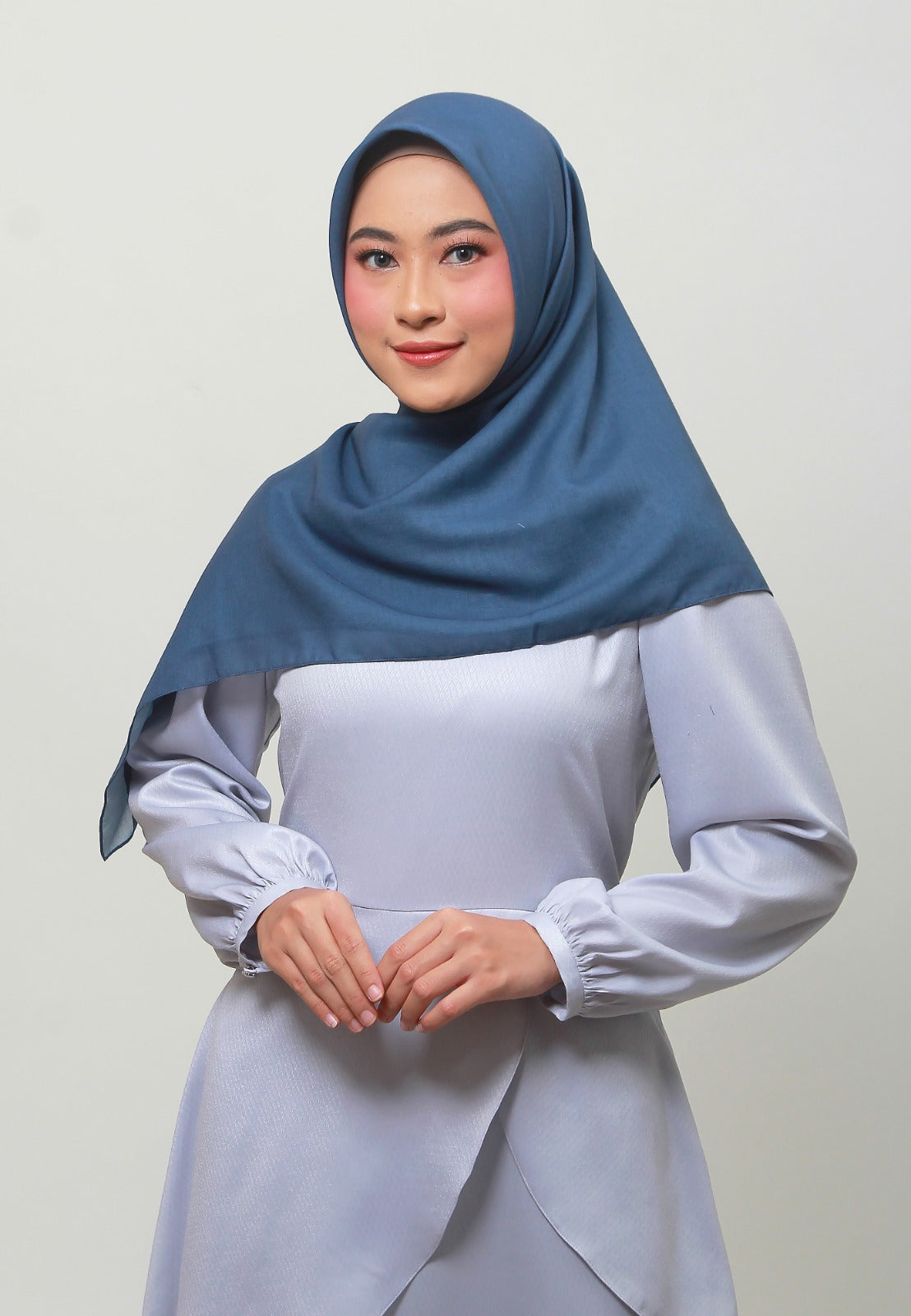 Zoya BENAZIR PLAIN Scarf - Kerudung Hijab Segiempat Polos With Pouch - Bahan Voal Saudi