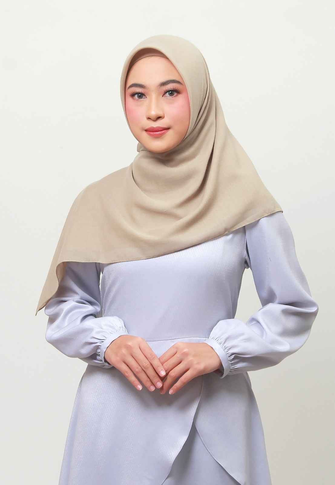 Zoya BENAZIR PLAIN Scarf - Kerudung Hijab Segiempat Polos With Pouch - Bahan Voal Saudi