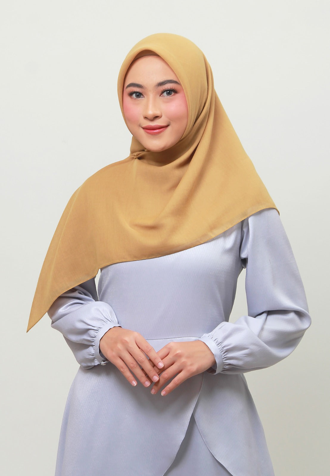 Zoya BENAZIR PLAIN Scarf - Kerudung Hijab Segiempat Polos With Pouch - Bahan Voal Saudi