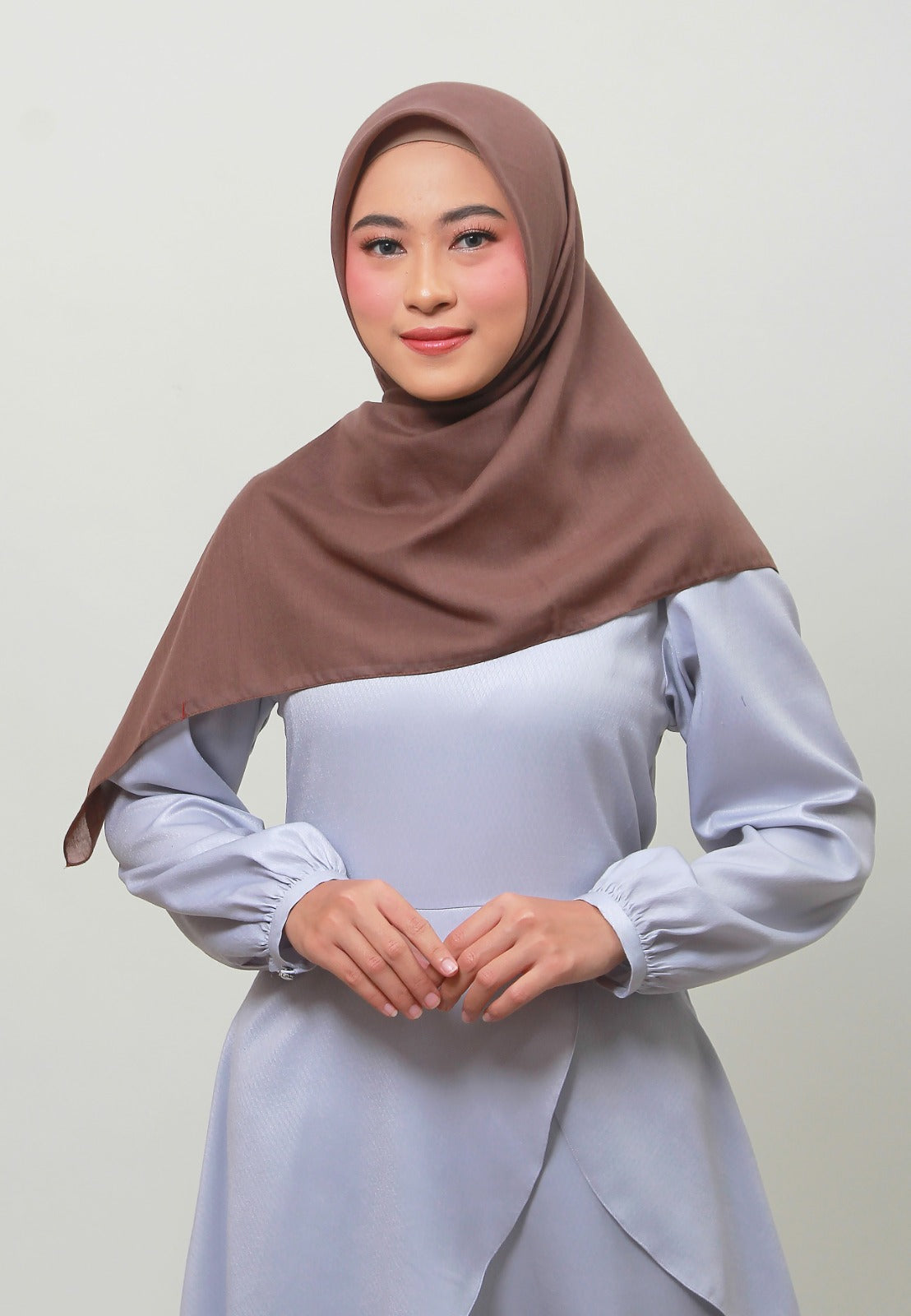 Zoya BENAZIR PLAIN Scarf - Kerudung Hijab Segiempat Polos With Pouch - Bahan Voal Saudi