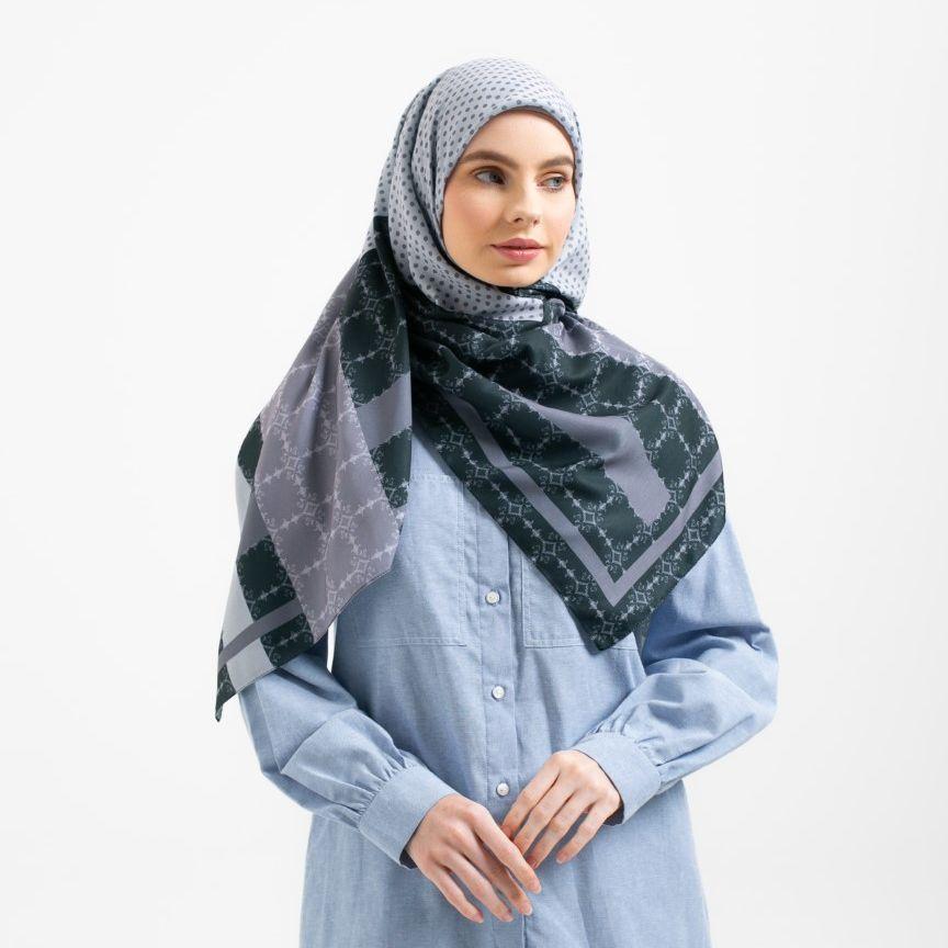 Zoya JANELA Scarf - Kerudung Hijab Segiempat Motif With Pouch - Bahan Voal - Ukuran 110x110