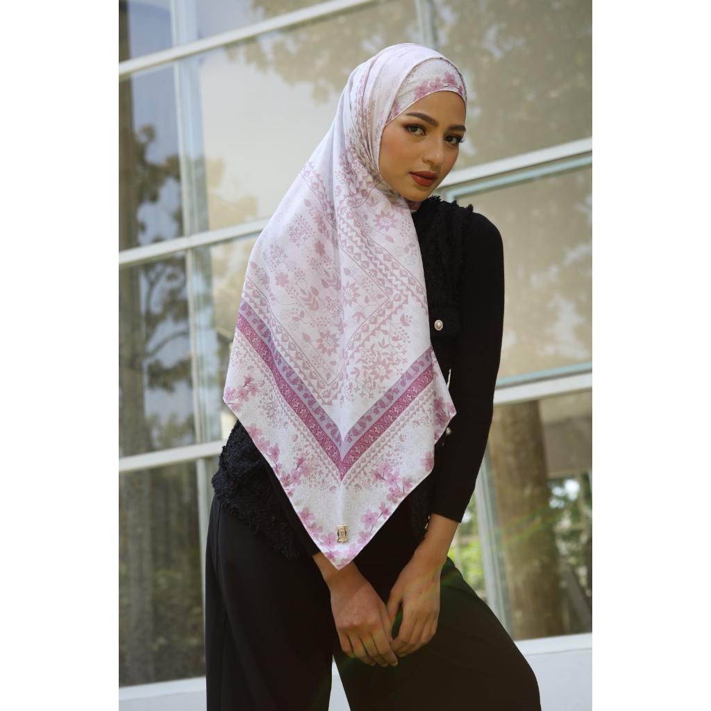 Zoya Veloxa Scarf Kerudung Hijab Segiempat Motif Bahan Voal Glosy