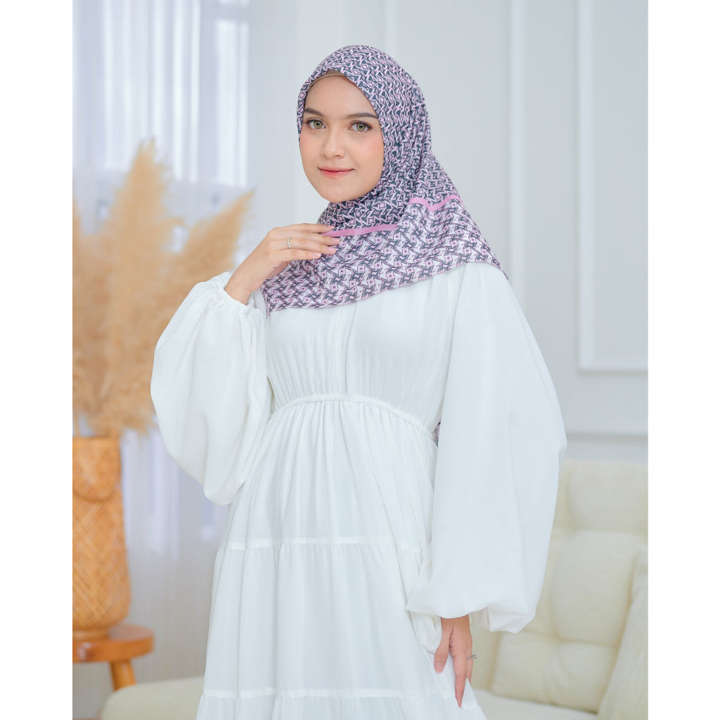 Zoya Monogram Scarf - Kerudung Hijab Segiempat Motif - Bahan Voal Premium Zoya Lovers