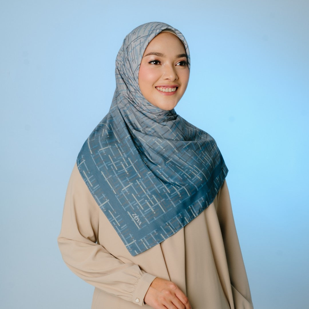Zoya CAPELLA Scarf - Kerudung Hijab Segiempat Motif With Pouch Ziplock - Bahan Poly Fine - Ukuran 110x110