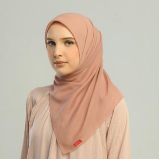 Kamalia Plain Scarf Hijab Segiempat Polos Bahan Paris Olive Ukuran 110 x 110 Muslim Square