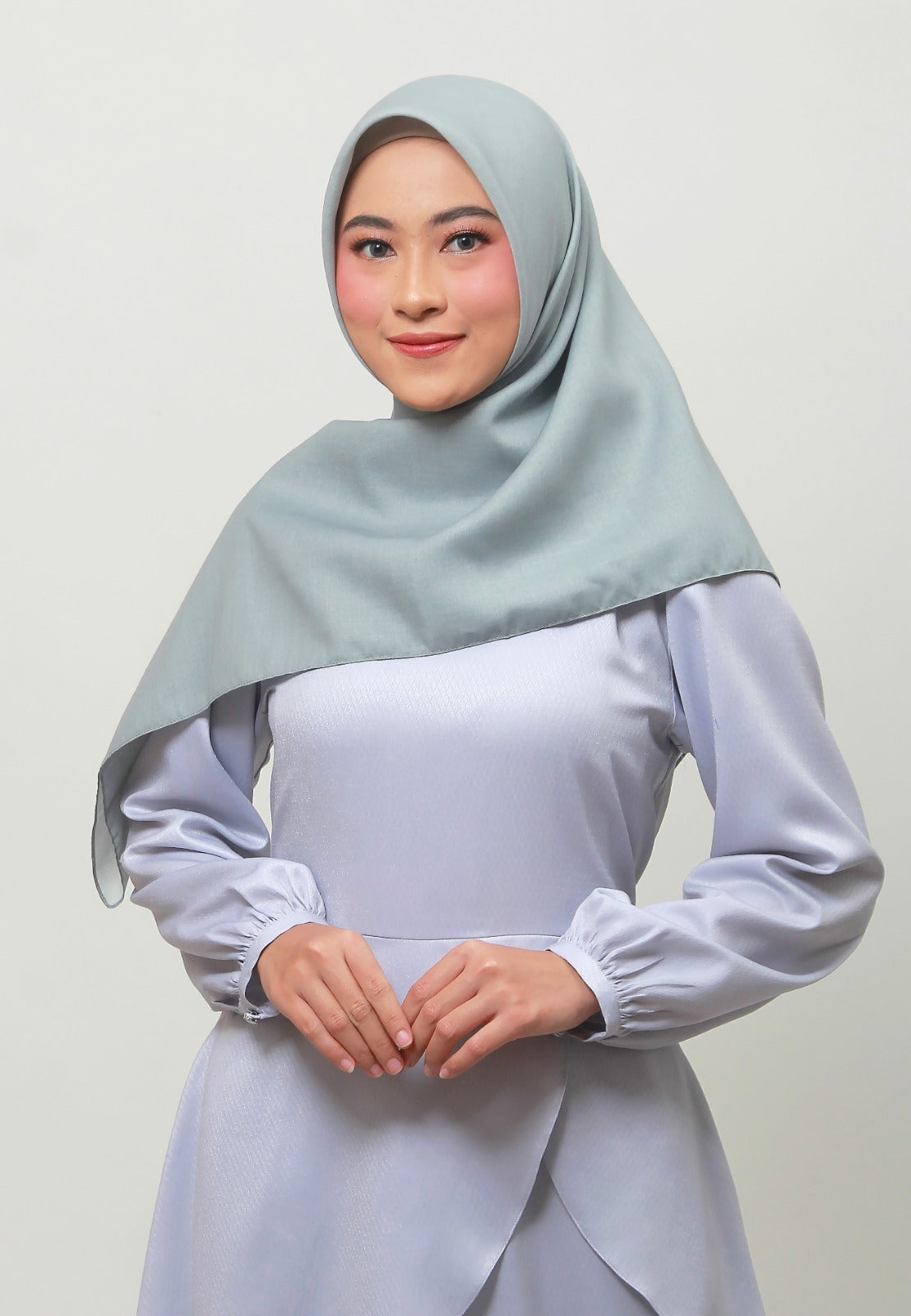 Zoya BENAZIR PLAIN Scarf - Kerudung Hijab Segiempat Polos With Pouch - Bahan Voal Saudi