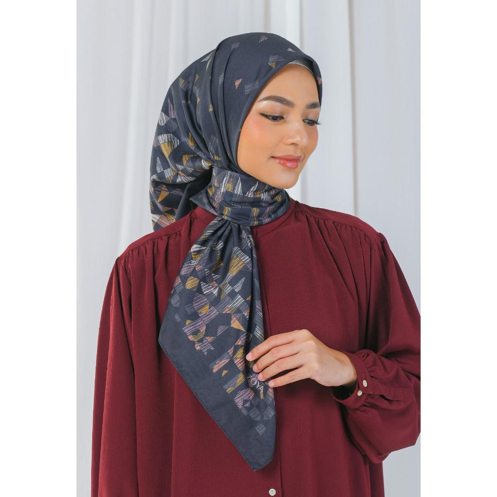 Zoya XENARA Scarf Kerudung Hijab Segiempat Motif Bahan Voal Ukuran 110x 110