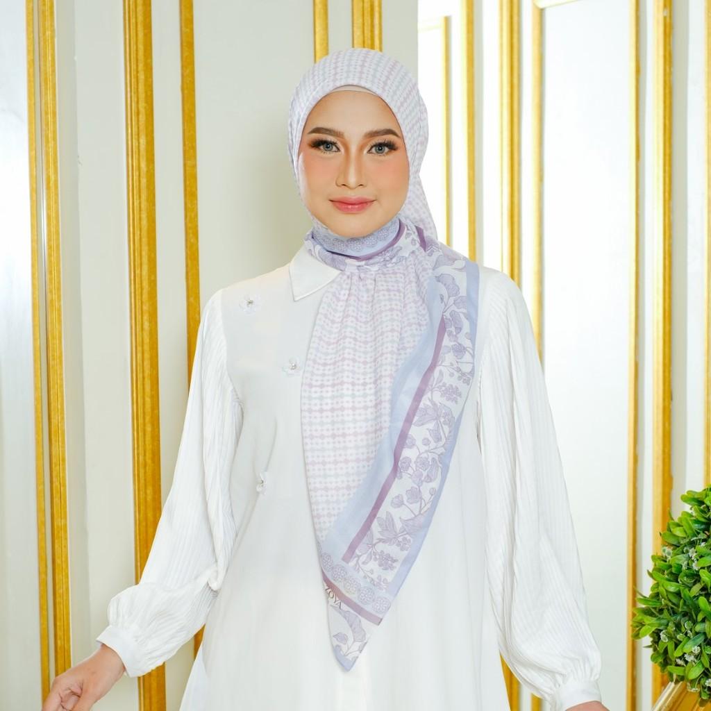 Zoya RIVERA Print Scarf - Kerudung Hijab Segiempat Motif With BOX - Bahan Voal Premmium - Ukuran 115x115