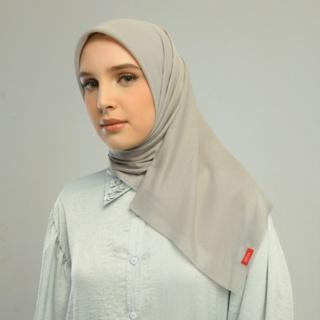 Kamalia Plain Scarf Hijab Segiempat Polos Bahan Paris Olive Ukuran 110 x 110 Muslim Square