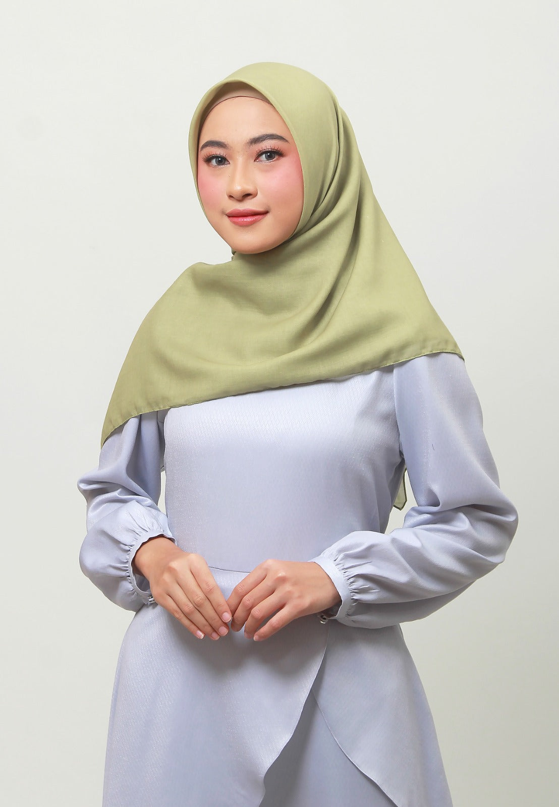 Zoya BENAZIR PLAIN Scarf - Kerudung Hijab Segiempat Polos With Pouch - Bahan Voal Saudi