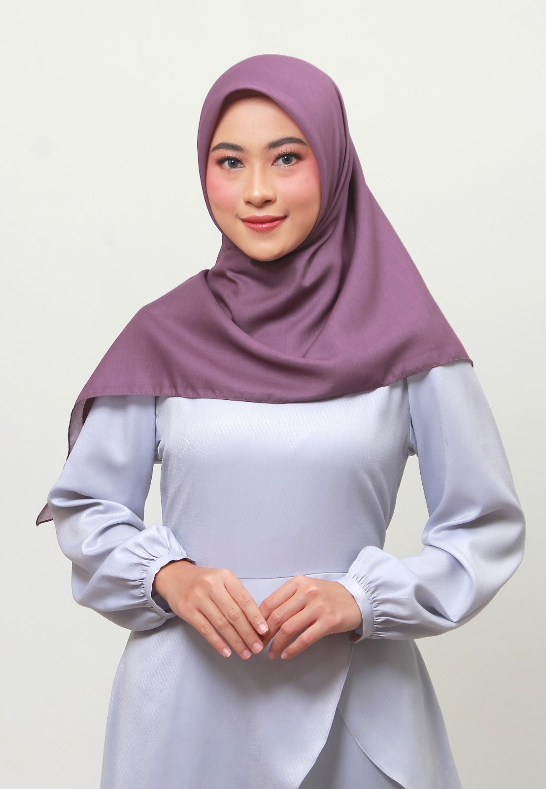 Zoya BENAZIR PLAIN Scarf - Kerudung Hijab Segiempat Polos With Pouch - Bahan Voal Saudi