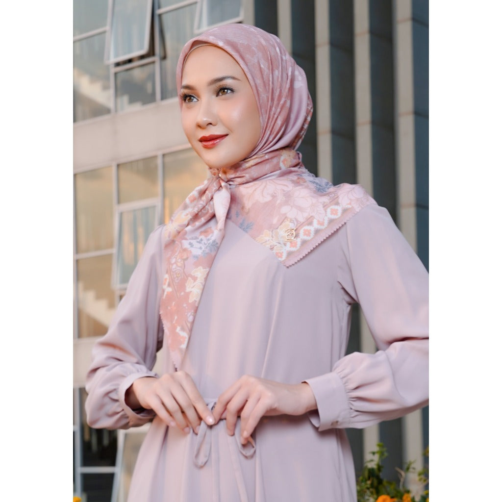 [Minor Defect] Zoya Maixel Scarf - Kerudung Hijab Segiempat Motif Lasercut - Bahan Voal Ukuran 115x115