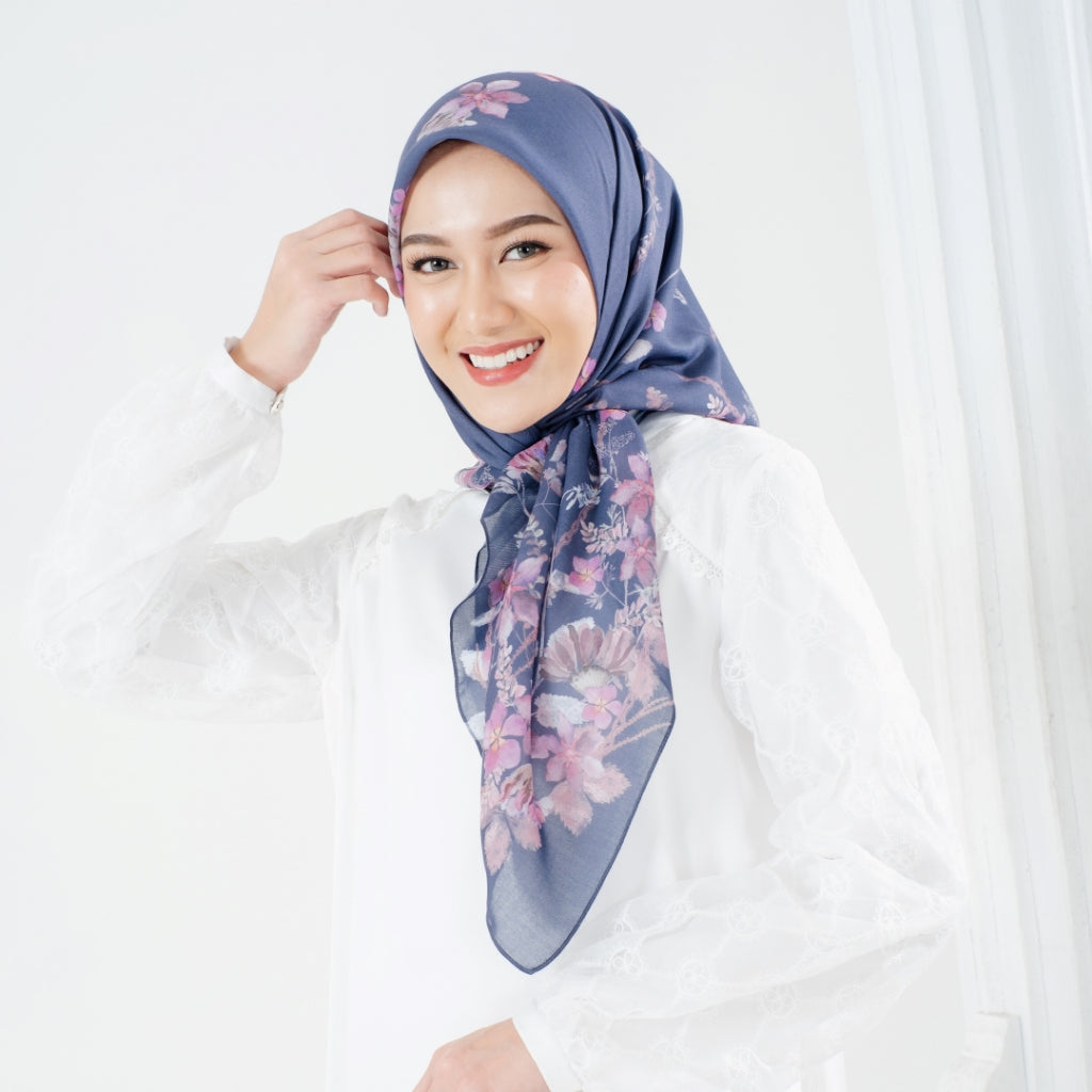 Zoya GERANIUM Print Scarf - Kerudung Hijab Segiempat Motif With BOX - Bahan Nesla - Ukuran 115x115