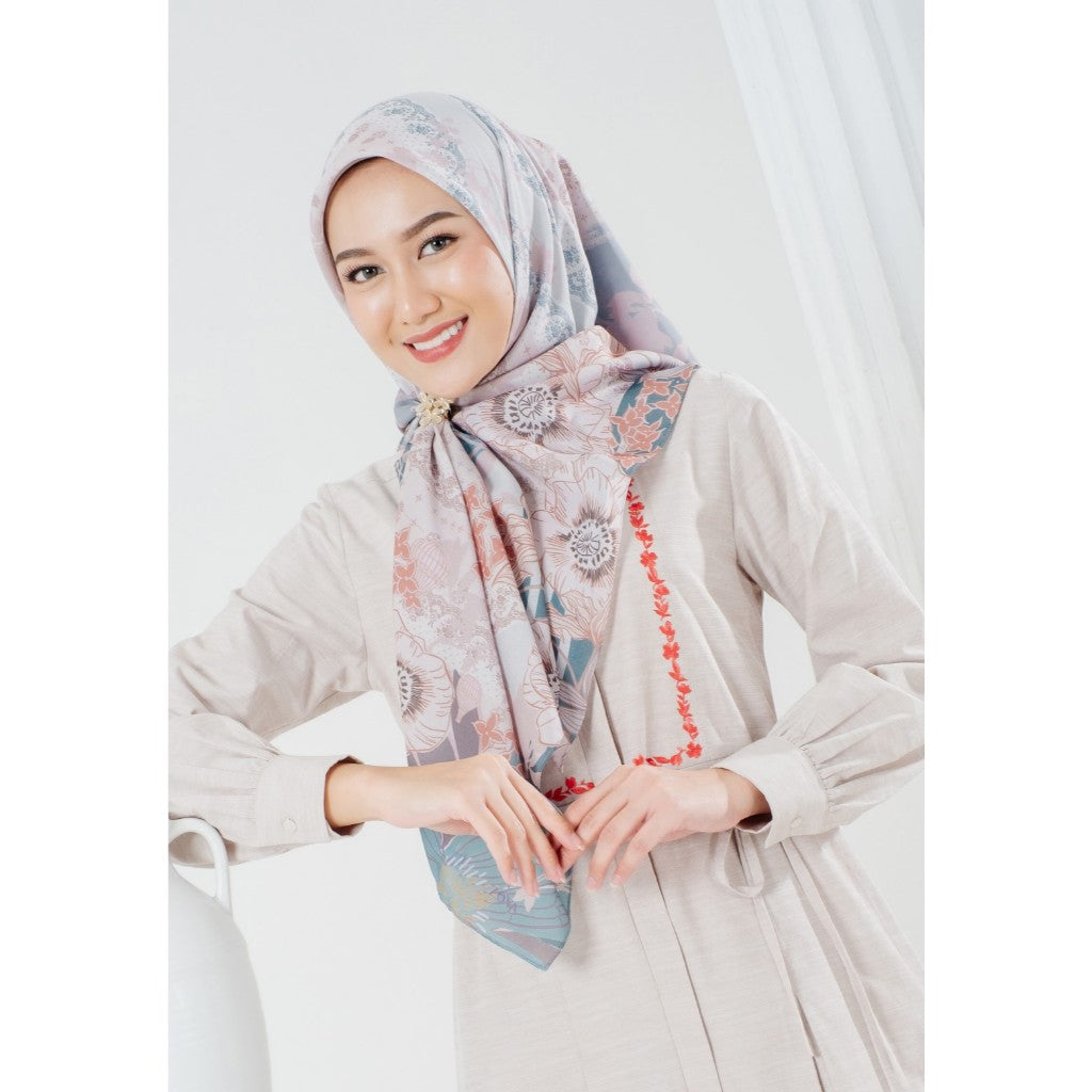 Zoya ALMONA Scarf - Kerudung Hijab Segiempat Motif With Pouch - Bahan Poly Fine - Ukuran 110x110