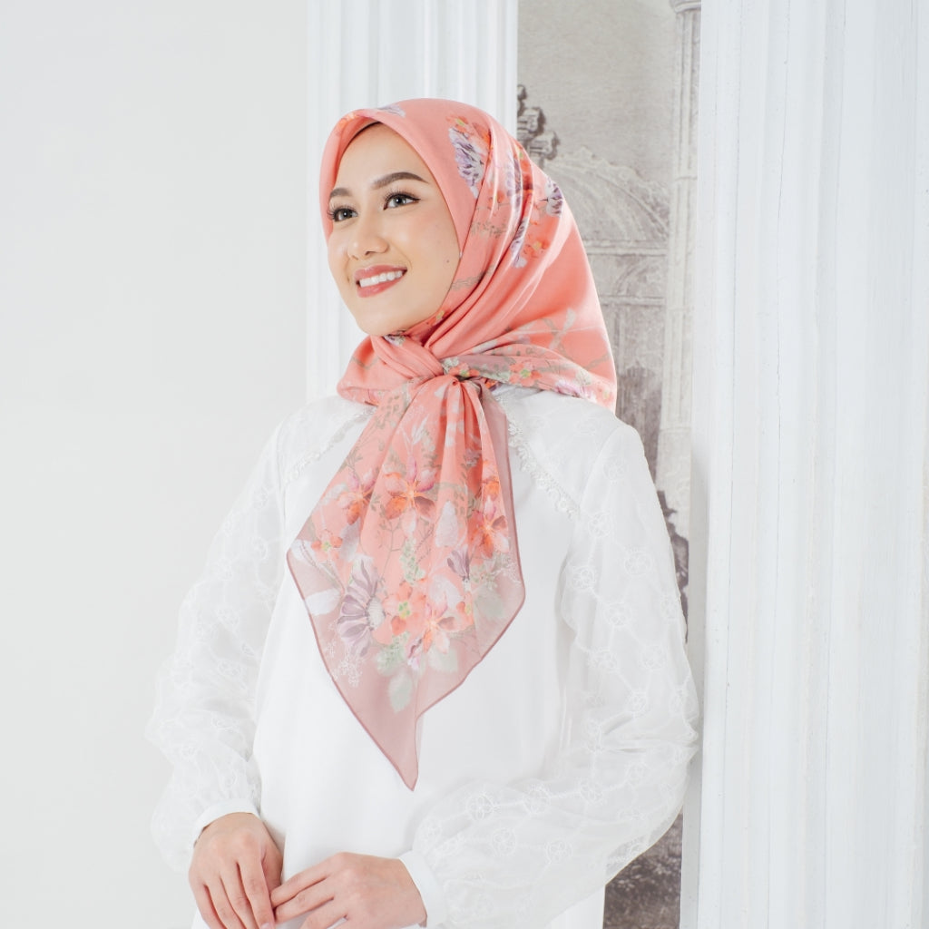 Zoya GERANIUM Print Scarf - Kerudung Hijab Segiempat Motif With BOX - Bahan Nesla - Ukuran 115x115