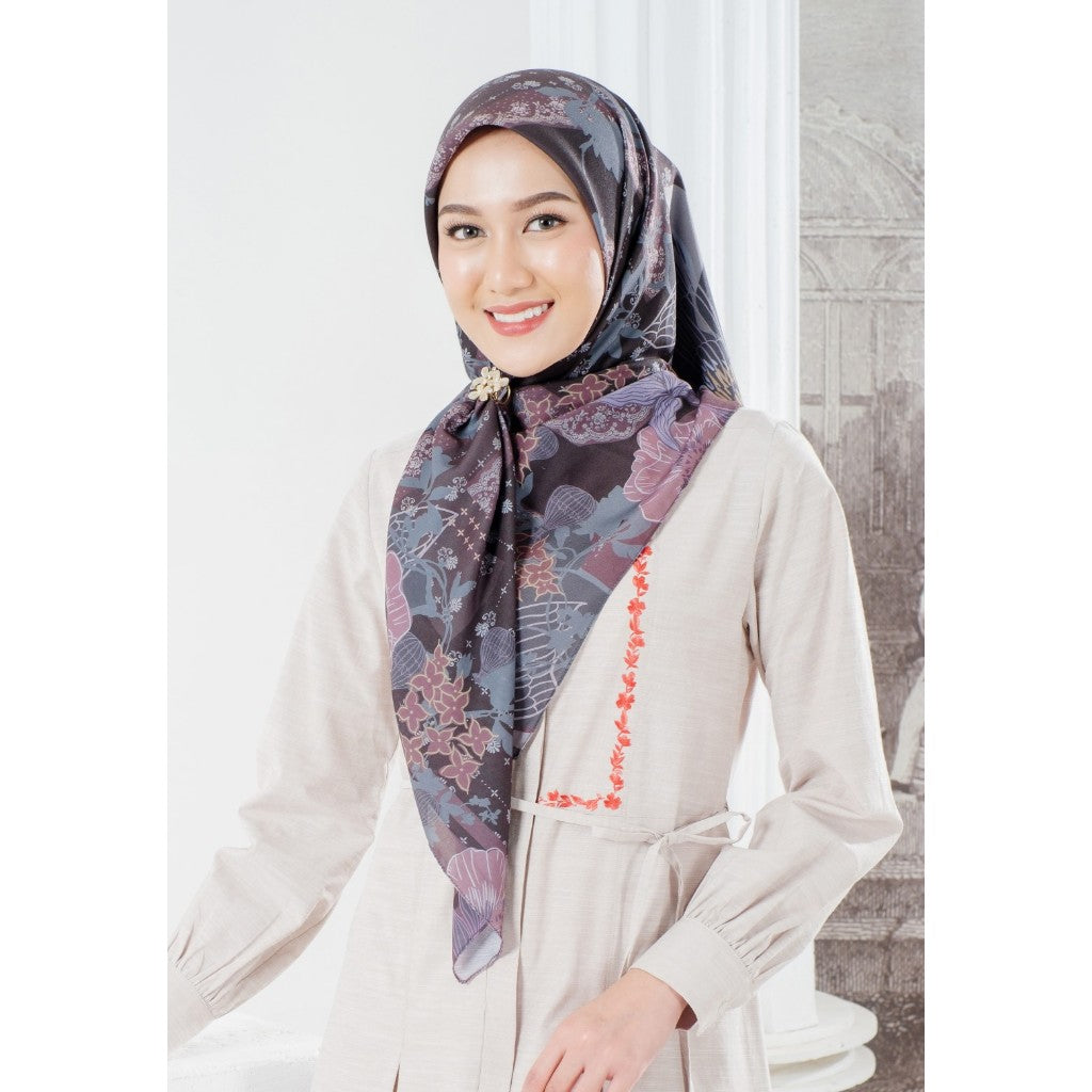 Zoya ALMONA Scarf - Kerudung Hijab Segiempat Motif With Pouch - Bahan Poly Fine - Ukuran 110x110