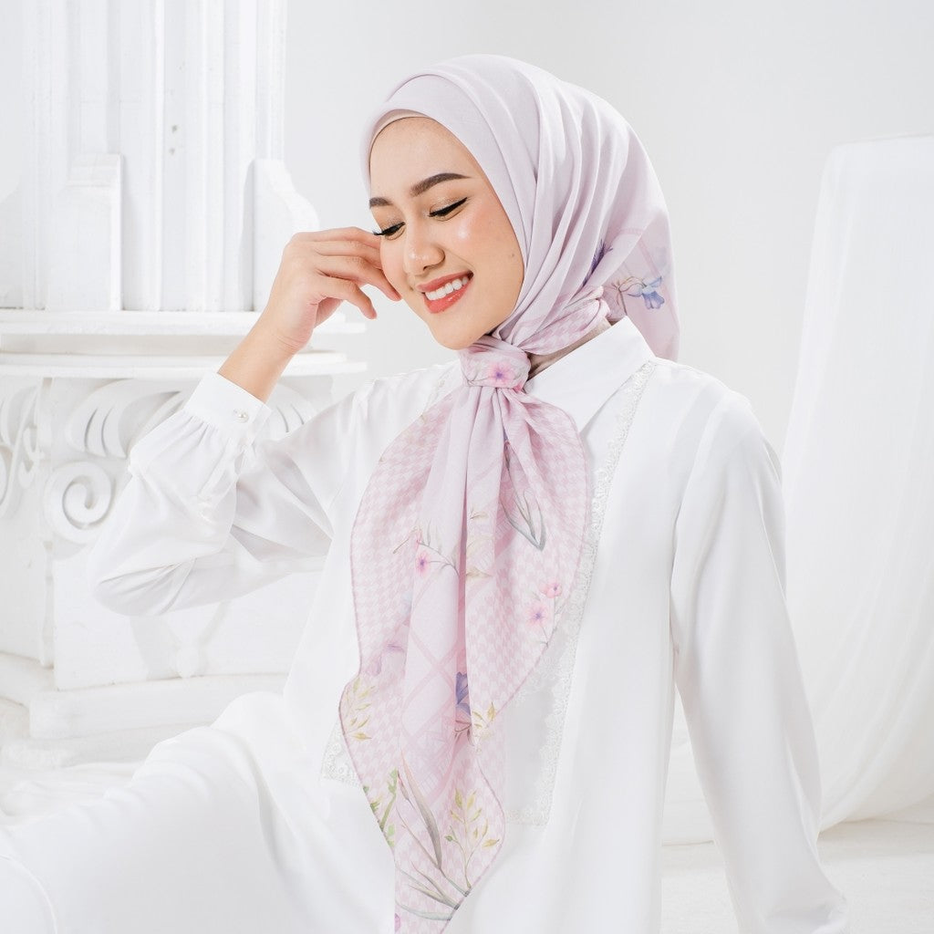 Zoya NUWARA Scarf - Kerudung Hijab Segiempat Motif With BOX - Bahan Nesla - Ukuran 115x115