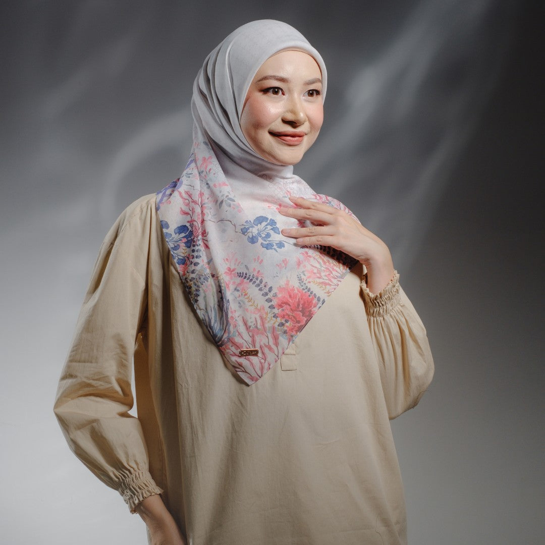 Zoya MARINA Scarf - Kerudung Hijab Segiempat Motif With BOX - Bahan Voal Premium - Ukuran 115x115