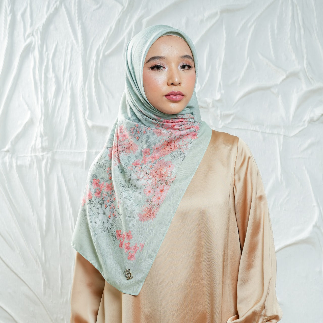 Zoya ALIZAH  Scarf - Kerudung Hijab Segiempat Motif With BOX - Bahan Nesla - Ukuran 115x115