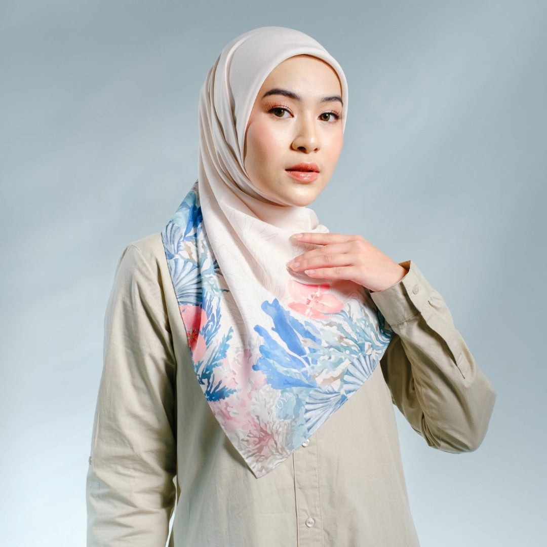 Zoya VESPERA Scarf - Kerudung Hijab Segiempat Motif With Pouch Ziplock - Bahan Poly Fine - Ukuran 110x110