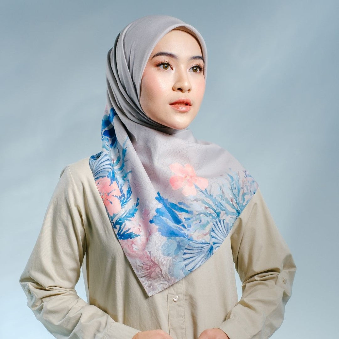 Zoya VESPERA Scarf - Kerudung Hijab Segiempat Motif With Pouch Ziplock - Bahan Poly Fine - Ukuran 110x110