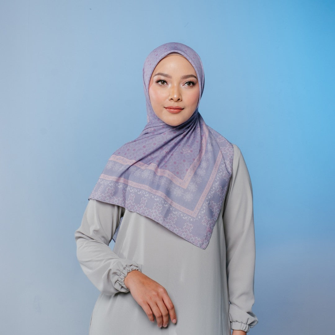 Zoya VALE Scarf - Kerudung Hijab Segiempat Motif With Pouch Ziplock - Bahan Poly Fine - Ukuran 110x110
