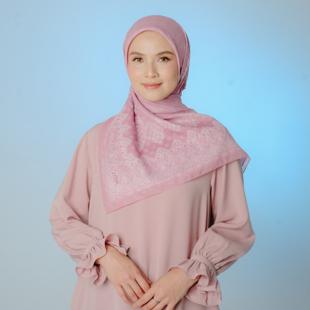 Zoya ZOLA Scarf - Kerudung Hijab Segiempat Motif With Pouch Ziplock - Bahan Poly Fine - Ukuran 110x110