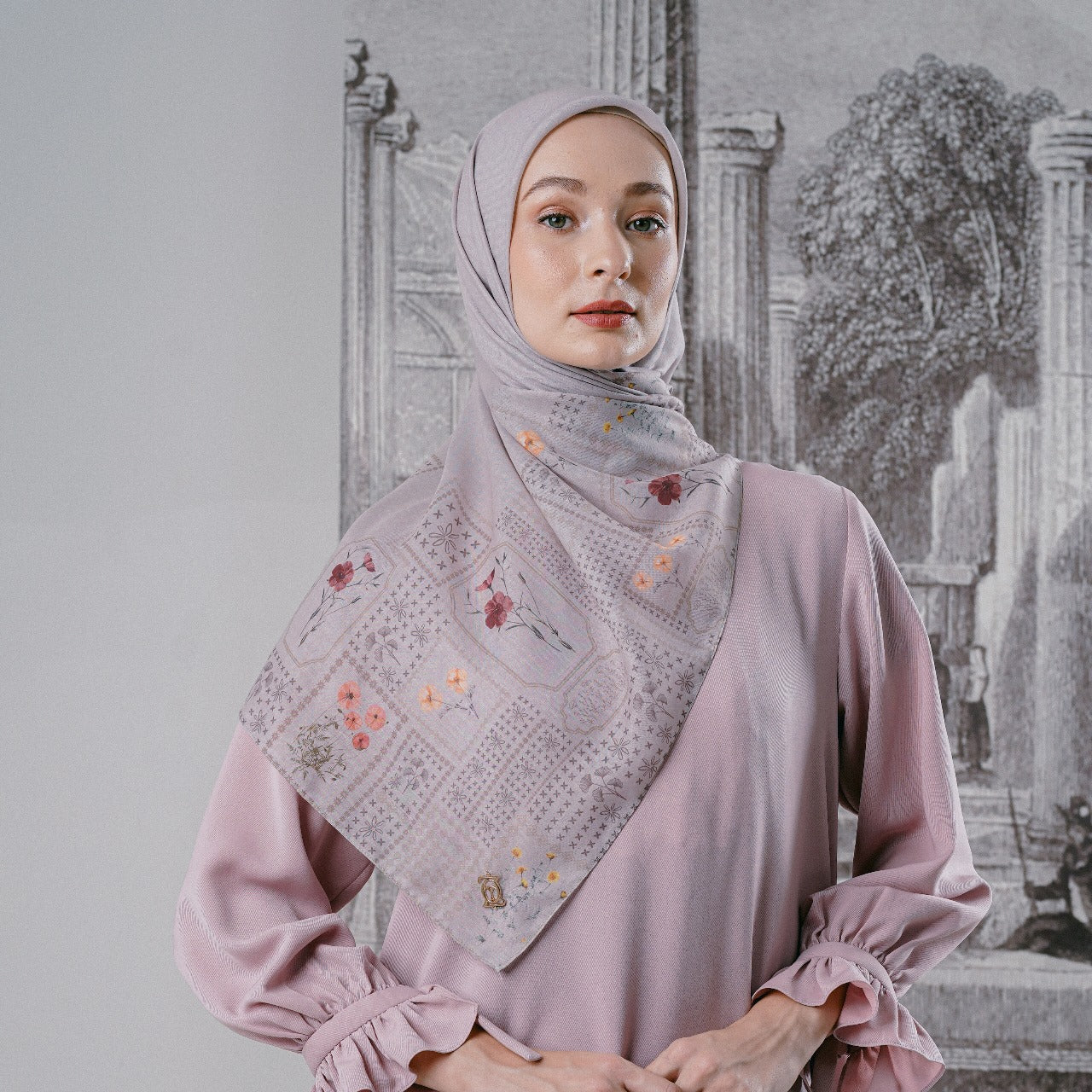 Zoya FIORELLA  Scarf - Kerudung Hijab Segiempat Motif With BOX - Bahan Nesla - Ukuran 115x115
