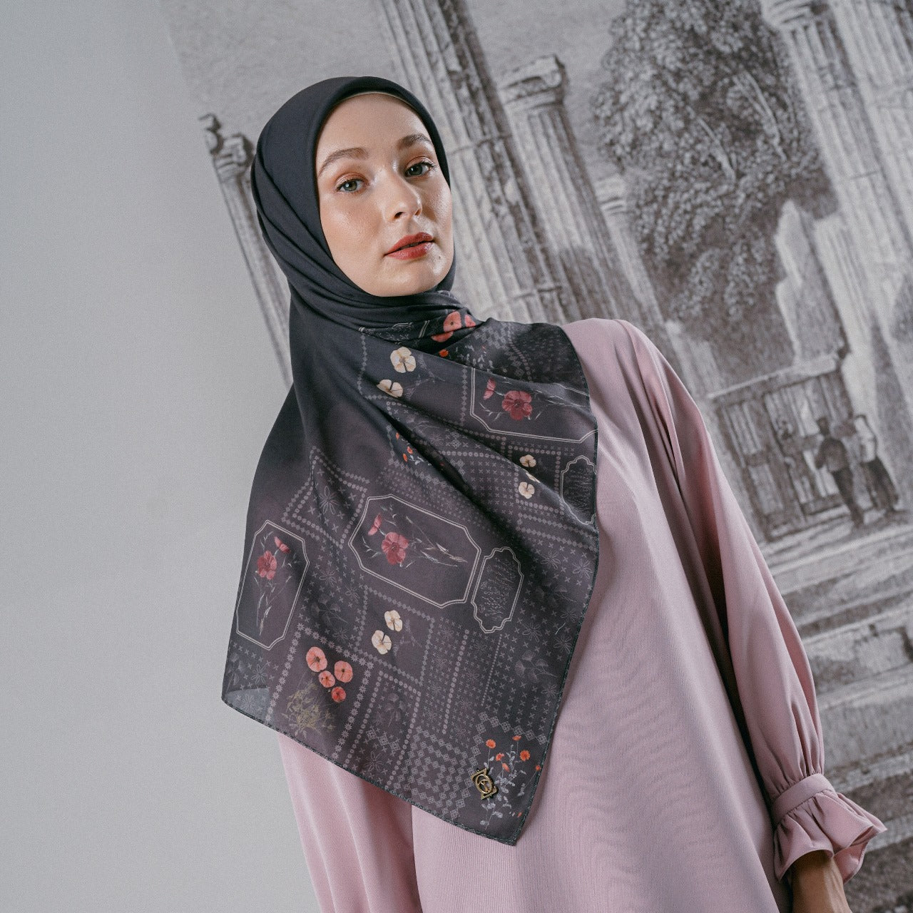 Zoya FIORELLA  Scarf - Kerudung Hijab Segiempat Motif With BOX - Bahan Nesla - Ukuran 115x115