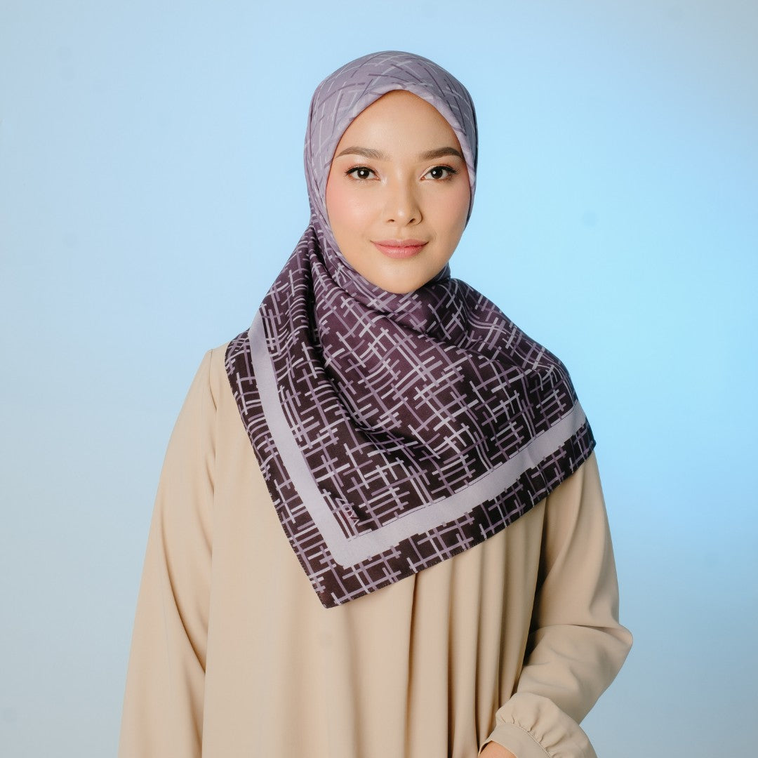 Zoya CAPELLA Scarf - Kerudung Hijab Segiempat Motif With Pouch Ziplock - Bahan Poly Fine - Ukuran 110x110