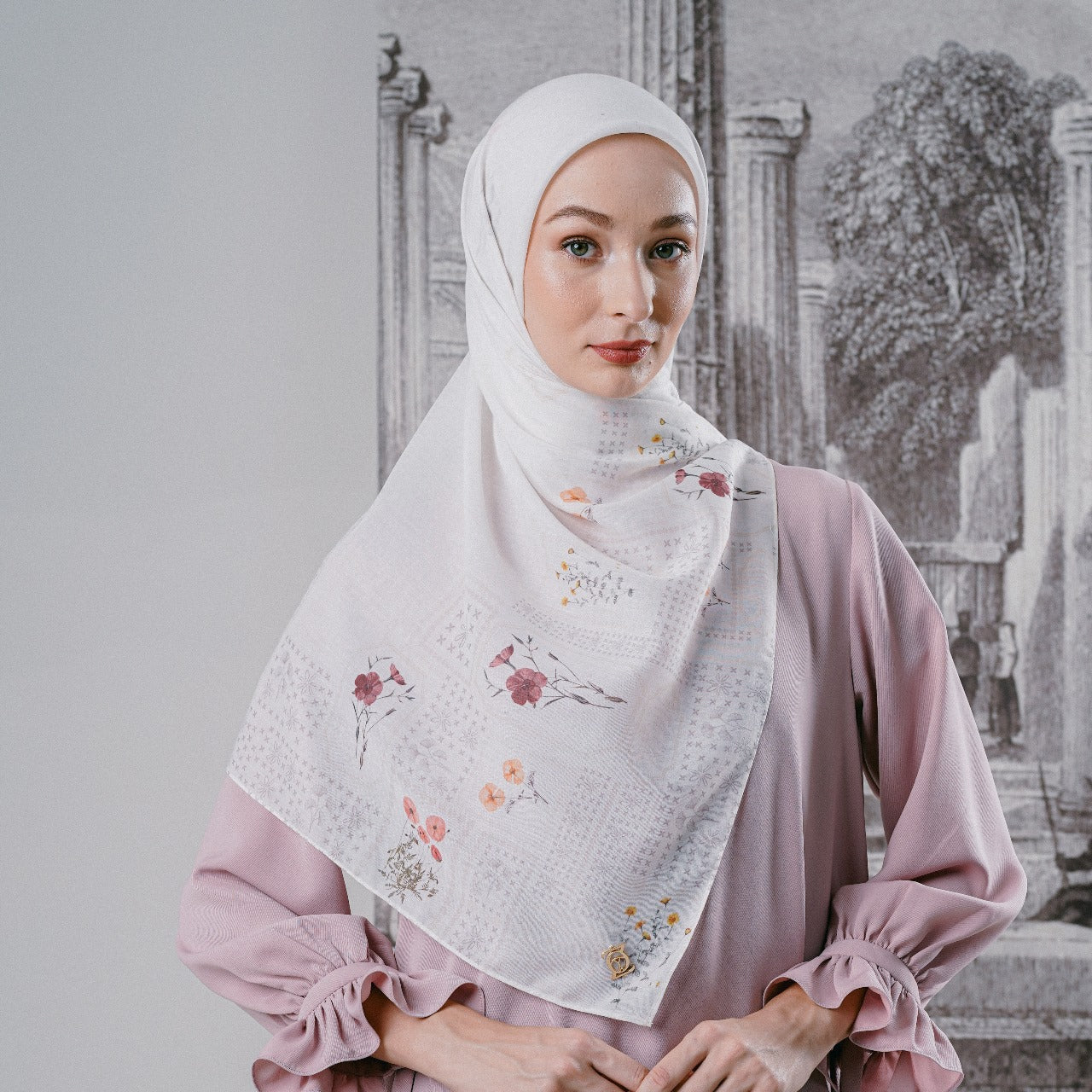 Zoya FIORELLA  Scarf - Kerudung Hijab Segiempat Motif With BOX - Bahan Nesla - Ukuran 115x115
