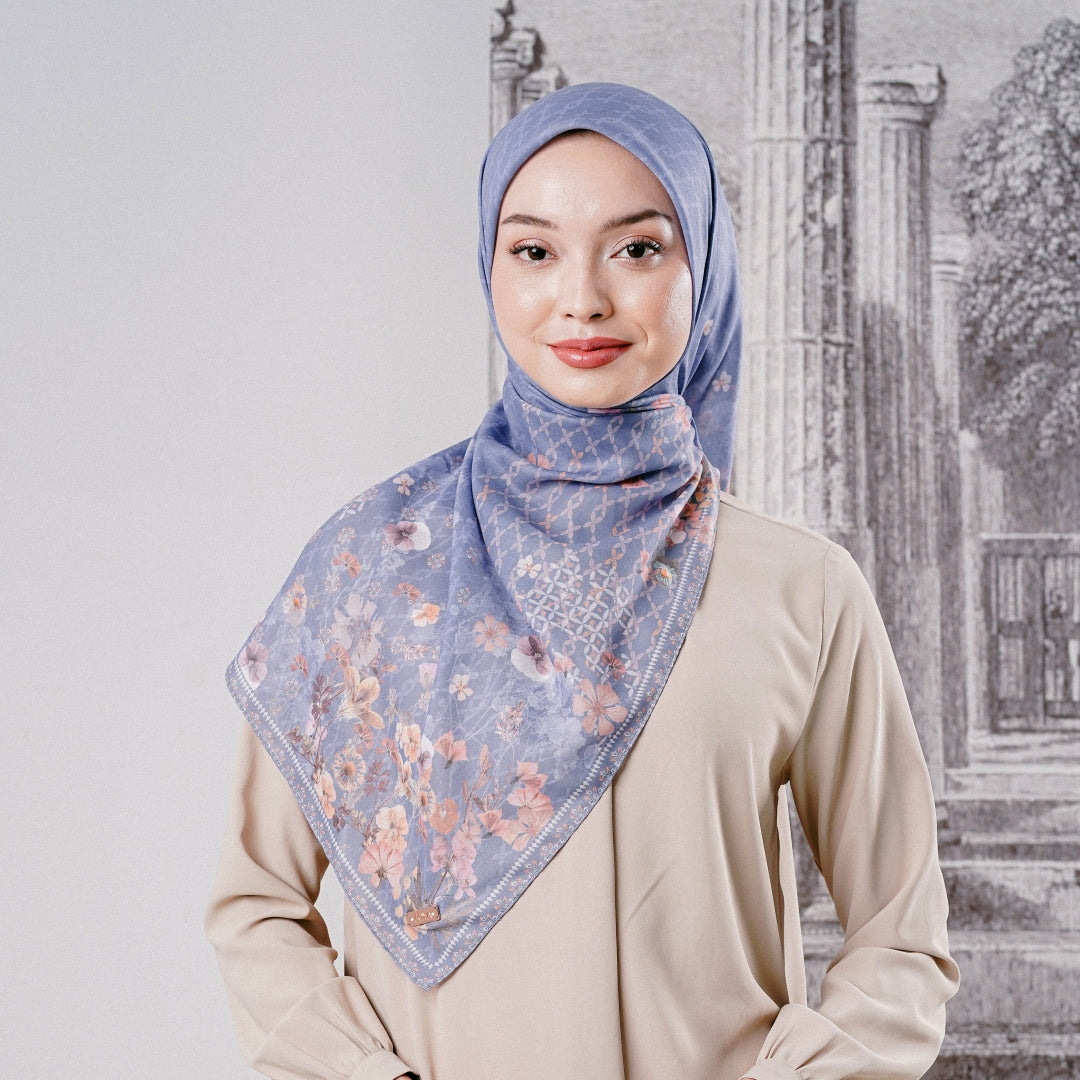 Zoya NAVULIA Scarf - Kerudung Hijab Segiempat Motif With BOX - Bahan Voal Premium - Ukuran 115x115